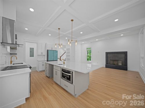 92 Cedar Street, Asheville, NC, 28803 | Card Image