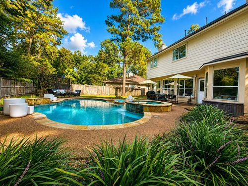 167 N Wynnoak Cir, The Woodlands, TX, 77382-5710 | Card Image