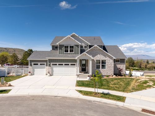 686 W Eaglecrest Cir, Elk Ridge, UT, 84651-5810 | Card Image