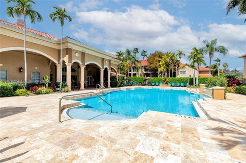7207-101 Sw 117th Ave, Pembroke Pines, FL, 33025-4914 | Card Image