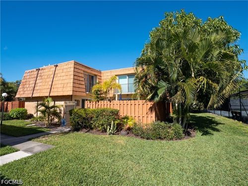 2-1727 Park Meadows Dr, FORT MYERS, FL, 33907-3792 | Card Image