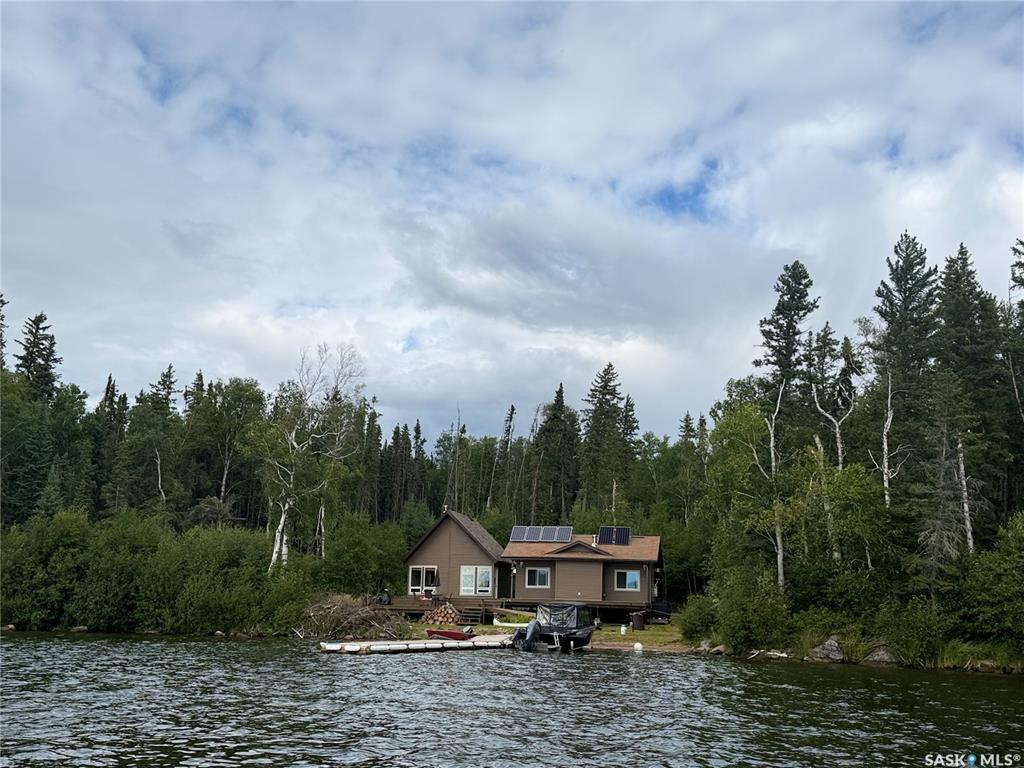 Residential in Lac La Ronge Provincial Park 2