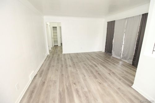 18112 Justine Street, Detroit, MI, 48234 | Card Image