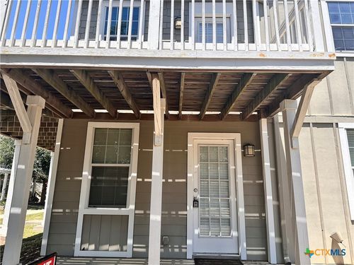 318 Trestle Tree, San Marcos, TX, 78666-4275 | Card Image