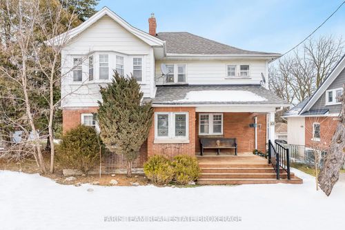 {{alt}} | Card Image