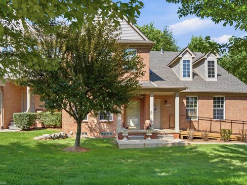 5093 Parsley Dr, Shelby Twp, MI, 48316-5729 | Card Image