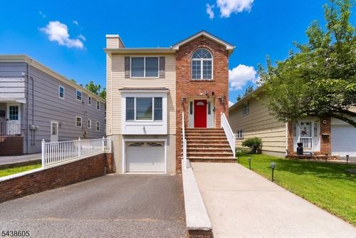 536 Willow Ave, Garwood, NJ, 07027-1228 | Card Image