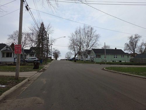 11 Cornwell St, Battle Creek, MI, 49014-6414 | Card Image