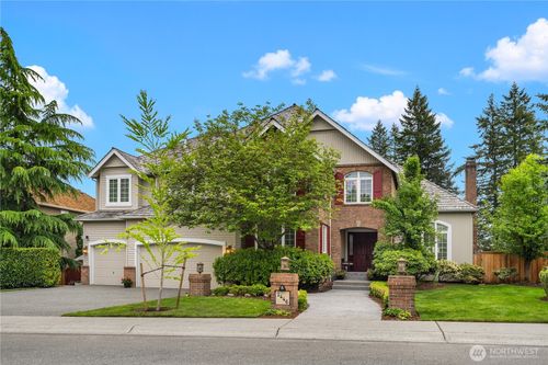 2446 279th Dr Se, Sammamish, WA, 98075-4114 | Card Image