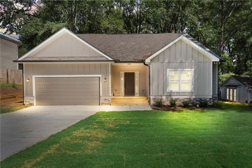 9241 Raven Dr, Jonesboro, GA, 30238-4433 | Card Image