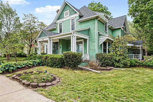 435 S Main Street, Middlebury, IN, 46540-9767 | Card Image