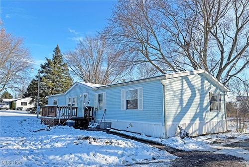 13154 Sinclair St Sw, Massillon, OH, 44647-9798 | Card Image