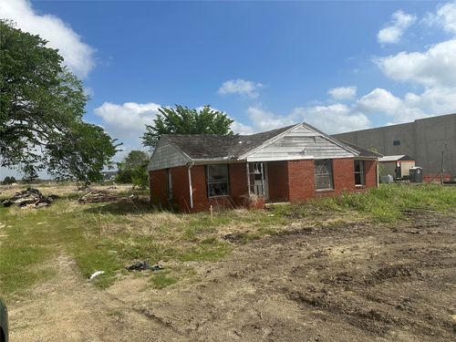 2415 Pleasant Valley Road, Sachse, TX, 75048 | Card Image