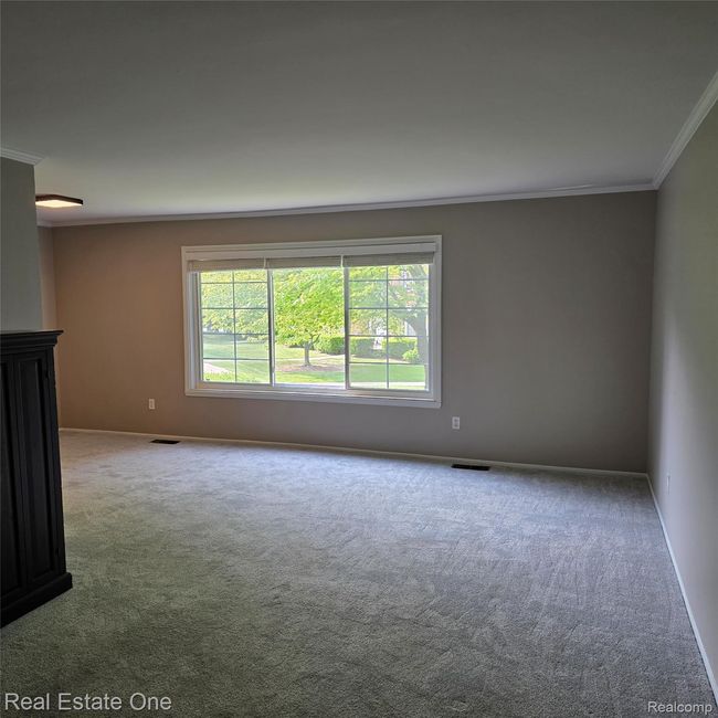 Living room 1.jpg | Image 11