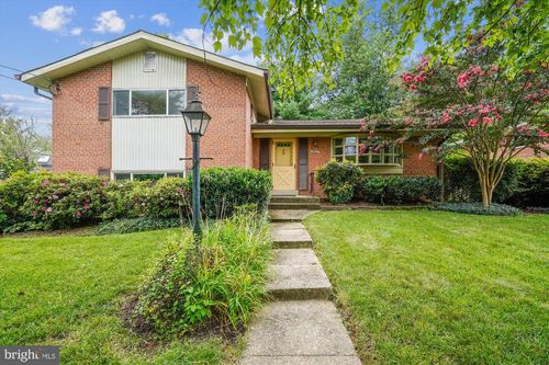 9902 Carnegie Ter, BETHESDA, MD, 20817-1704 | Card Image