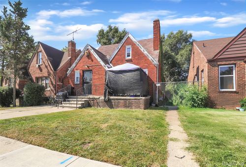 9547 Abington Ave, Detroit, MI, 48227-1001 | Card Image