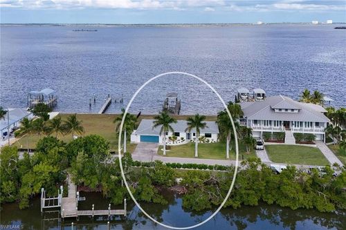 2210 8th Ave, St. James City, FL, 33956-2178 | Card Image