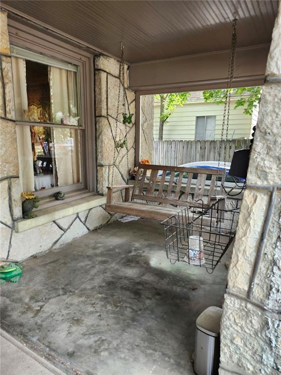 Brook St, Neosho, MO 64850