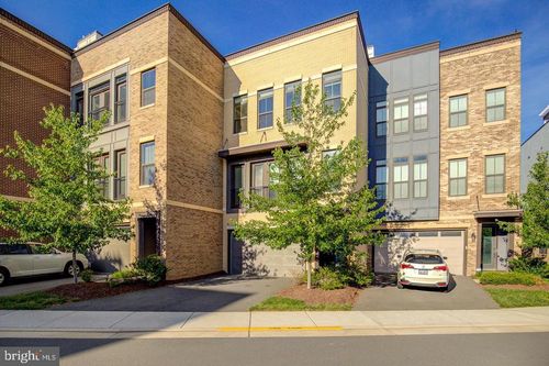 23098 Sullivans Cove Sq, BRAMBLETON, VA, 20148-4909 | Card Image