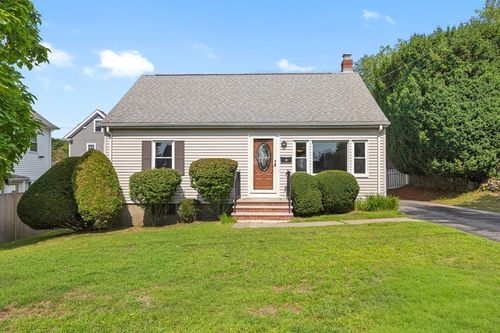 64 Charles St, Arlington, MA, 02474-2829 | Card Image
