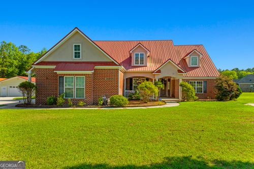 19 Hollow Oak Dr, Pembroke, GA, 31321-6761 | Card Image