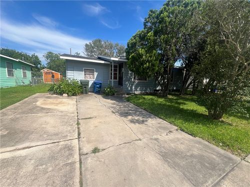 1018 Shiels Dr, Corpus Christi, TX, 78412-3552 | Card Image