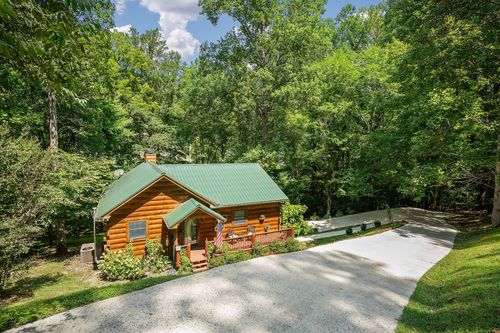 183 Baymont Dr, Lancaster, TN, 38569-5258 | Card Image