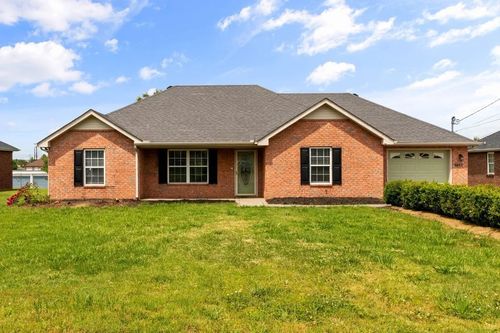 8017 Valencia Dr, Smyrna, TN, 37167-8002 | Card Image