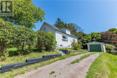 205 Main St, House other with 3 bedrooms, 2 bathrooms and null parking in Sackville NB | Image 2