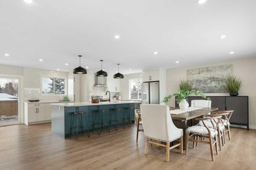 248 Madeira Pl Ne, Calgary, AB, T2A5T1 | Card Image