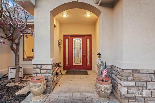 2308 E Chimere Dr, Meridian, ID, 83646-1556 | Card Image