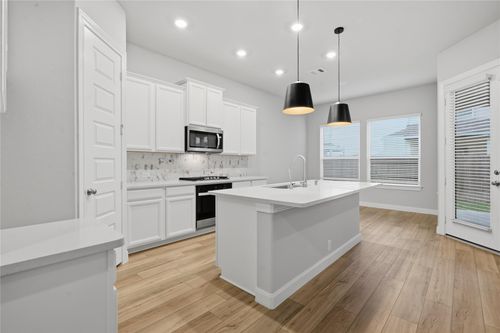 719 Sandy Bay Ln, Kemah, TX, 77565-4409 | Card Image