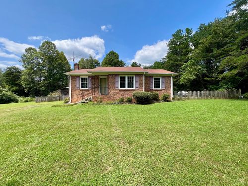 968 Mud St, Concord, VA, 24538-2301 | Card Image