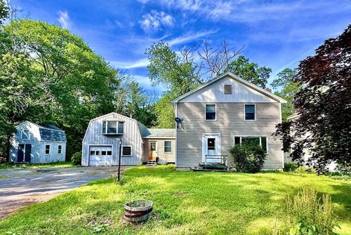 7 Lakeshore Dr, Georgetown, MA, 01833-1923 | Card Image