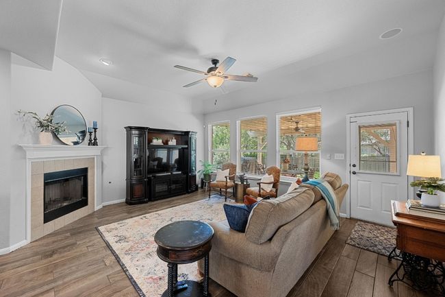 10216 Chaska Cv, House other with 4 bedrooms, 3 bathrooms and 2 parking in Austin TX | Image 12