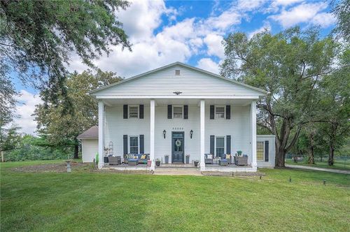 22000 E 175th St, Pleasant Hill, MO, 64080-7562 | Card Image