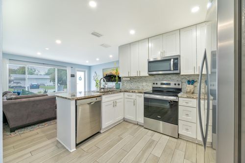1612 Ne 31st Ct, Pompano Beach, FL, 33064-6710 | Card Image