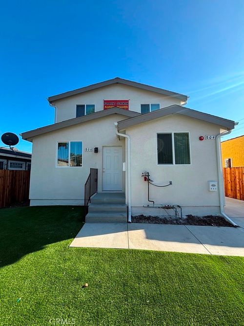 804 E 76th St, Los Angeles, CA, 90001-2805 | Card Image