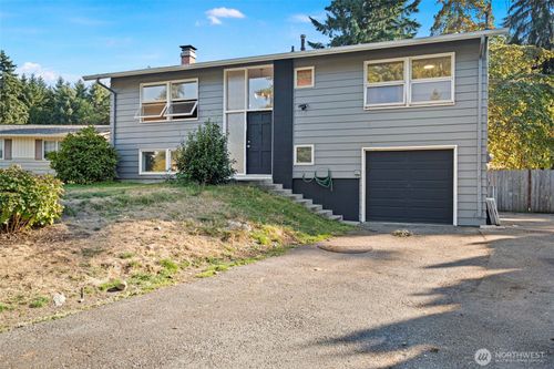 7914 49th Ave E, Tacoma, WA, 98443-2223 | Card Image