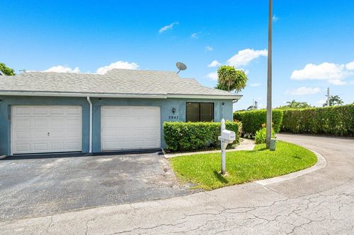 3947 Island Club Cir W, Lake Worth, FL, 33462-2183 | Card Image