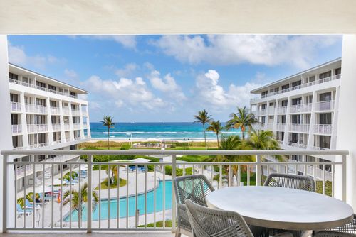 302w-2600 S Ocean Blvd, Palm Beach, FL, 33480-6815 | Card Image