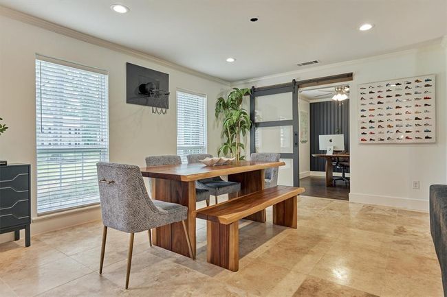6102 Darby Way, House other with 5 bedrooms, 3 bathrooms and 2 parking in Spring TX | Image 6