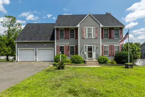 195 Wilderness Way, Bristol, CT, 06010-3175 | Card Image