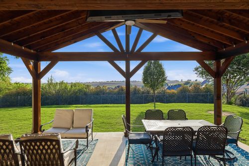 10909 Owl Creek Dr, Fort Worth, TX, 76179-6844 | Card Image