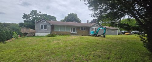 8 Campion Ave, Tiverton, RI, 02878-2517 | Card Image