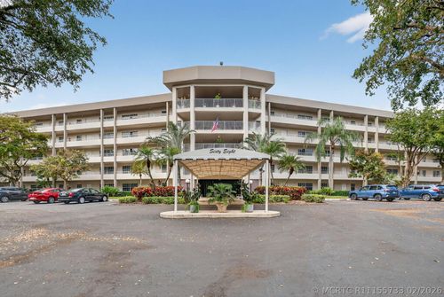 409-545 Oaks Ln, Pompano Beach, FL, 33069-3777 | Card Image