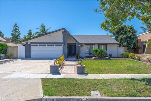 3518 Ramona Dr, Santa Ana, CA, 92707-3352 | Card Image