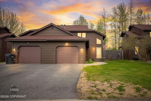 e2-6935 Meadow St, Anchorage, AK, 99507-2461 | Card Image