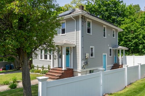 37 Chapel St, Canton, MA, 02021-2518 | Card Image