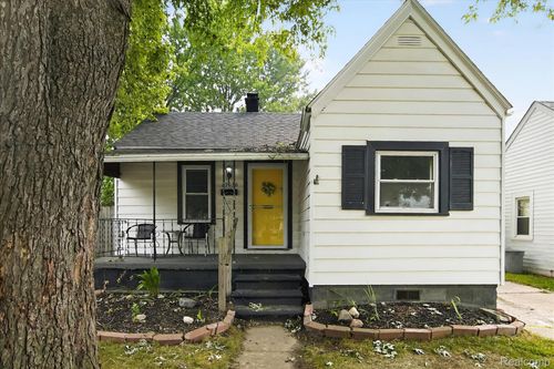 27036 Townley St, Madison Heights, MI, 48071-3310 | Card Image